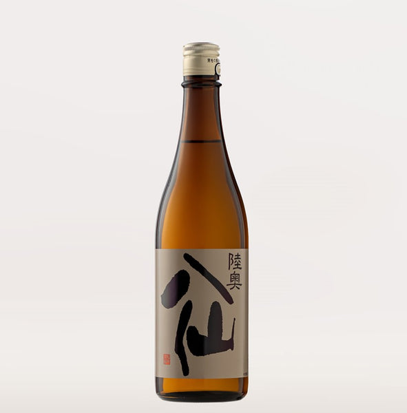 日本酒「陸奥八仙」黒ラベル 純米吟醸（火入）